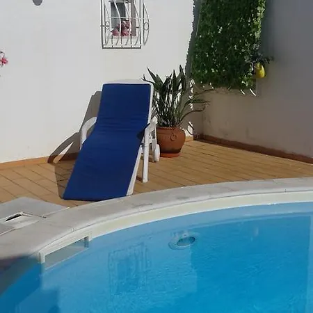 Quica, Heated Pool Villa