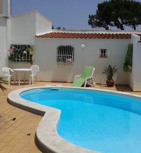 Βίλα Quica, Heated Pool Αλμπουφέιρα