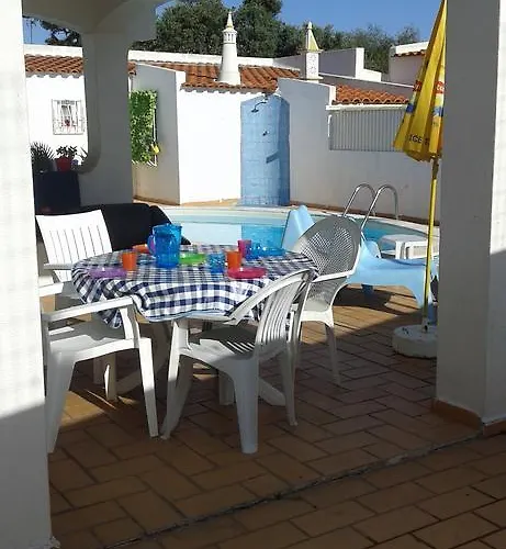 Quica, Heated Pool