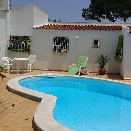 וילה Quica, Heated Pool אלבופיירה